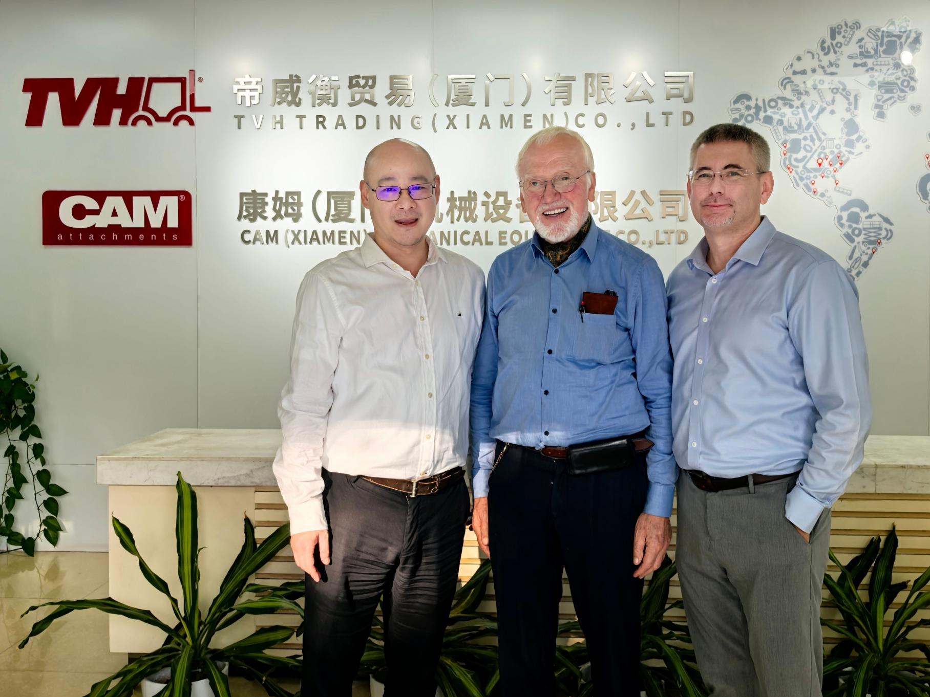 4008云顶集团集团首创人&mdash;&mdash; Paul Thermote 先生到访厦门子公司